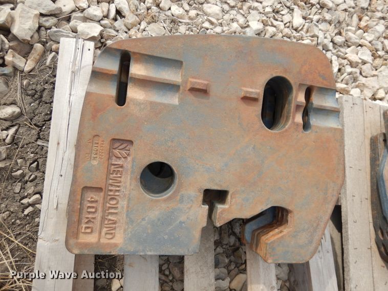 image for item DJ2864 1994 Ford 8970  MFWD tractor