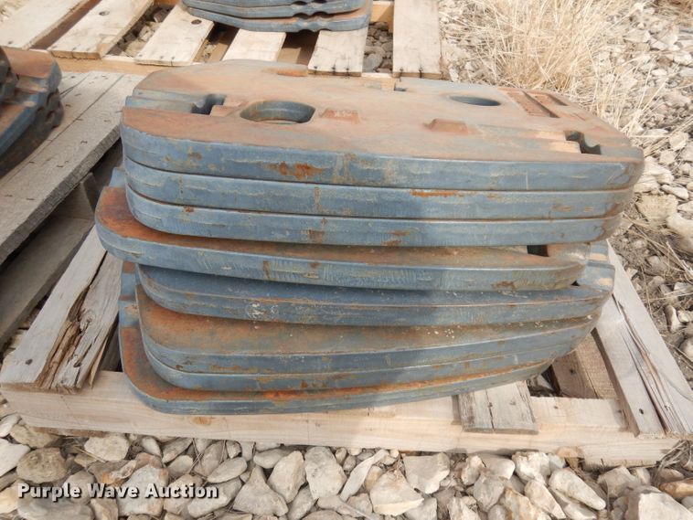 image for item DJ2864 1994 Ford 8970  MFWD tractor