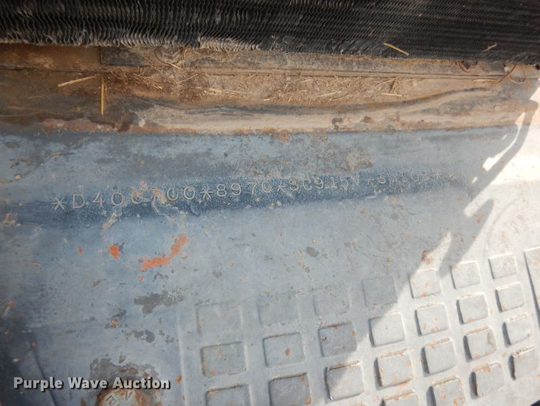 image for item DJ2864 1994 Ford 8970  MFWD tractor