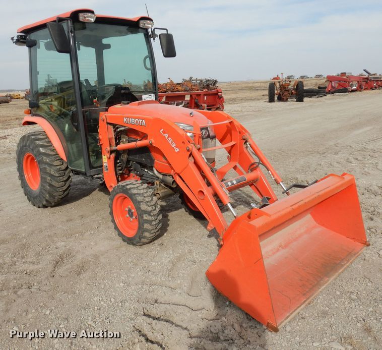 image for item DJ2922 Kubota B3350 HSD  tractor