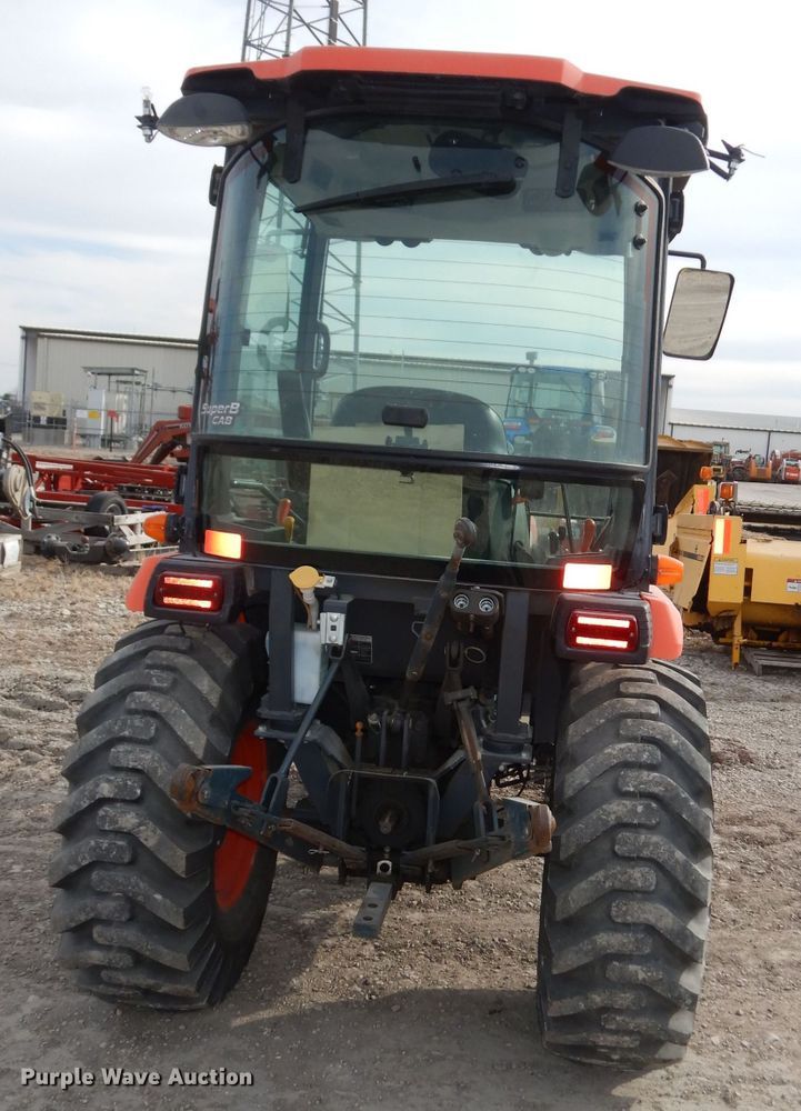 image for item DJ2922 Kubota B3350 HSD  tractor