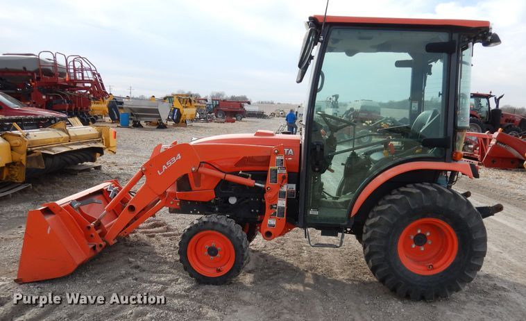 image for item DJ2922 Kubota B3350 HSD  tractor