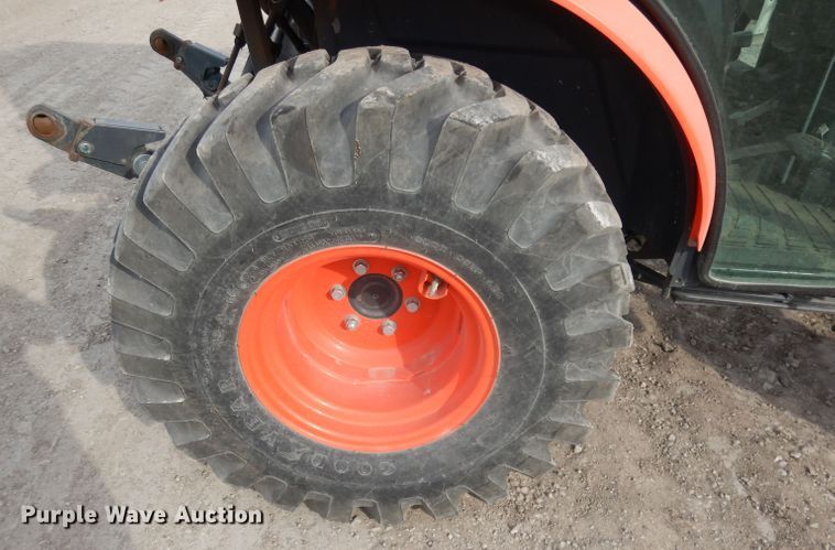 image for item DJ2922 Kubota B3350 HSD  tractor