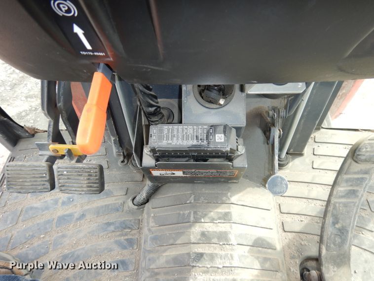 image for item DJ2922 Kubota B3350 HSD  tractor