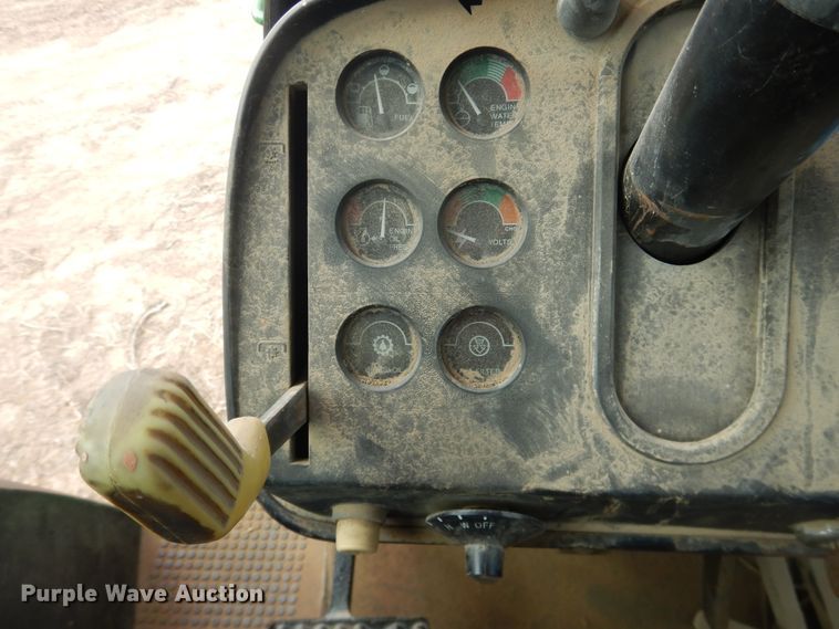 image for item DJ4949 1979 John Deere 4840  tractor