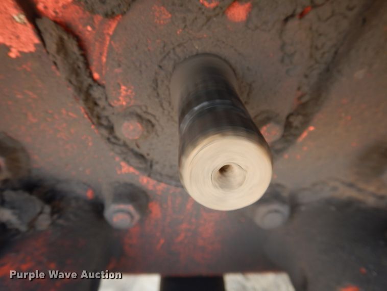 image for item DJ4950 1976 Case 1370  tractor