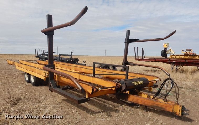 image for item DJ4951 Buffalo 78004234 round bale accumulator trailer