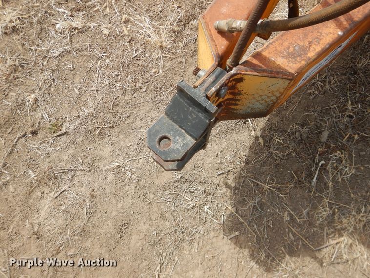 image for item DJ4951 Buffalo 78004234 round bale accumulator trailer