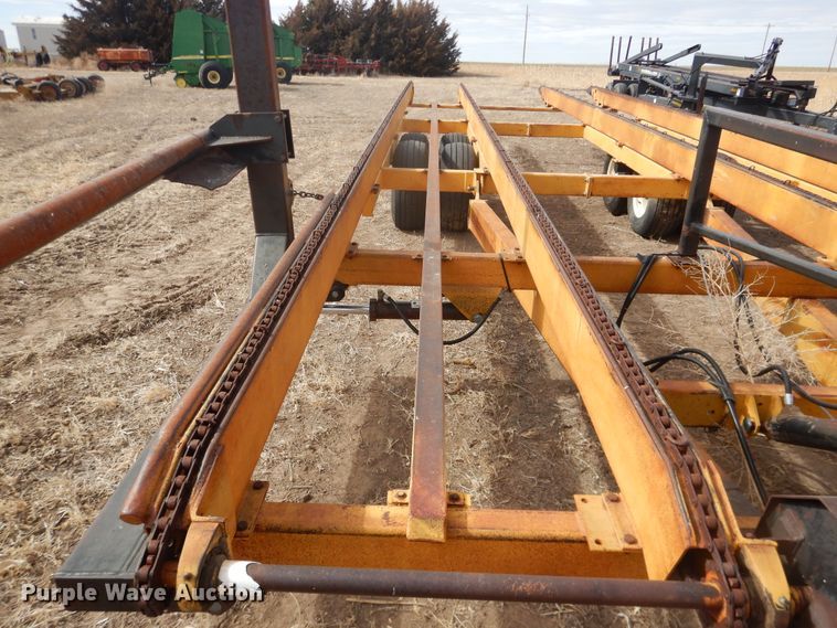 image for item DJ4951 Buffalo 78004234 round bale accumulator trailer