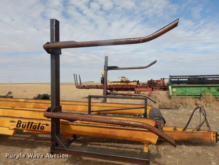 image for item DJ4951 Buffalo 78004234 round bale accumulator trailer