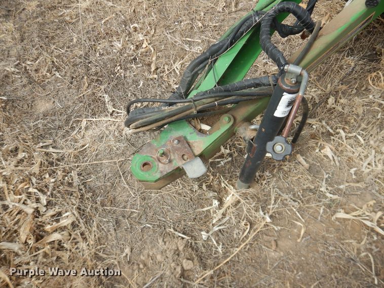 image for item DJ4953 2004 John Deere 567  round baler