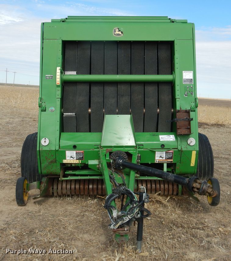 image for item DJ4954 2004 John Deere 567  round baler