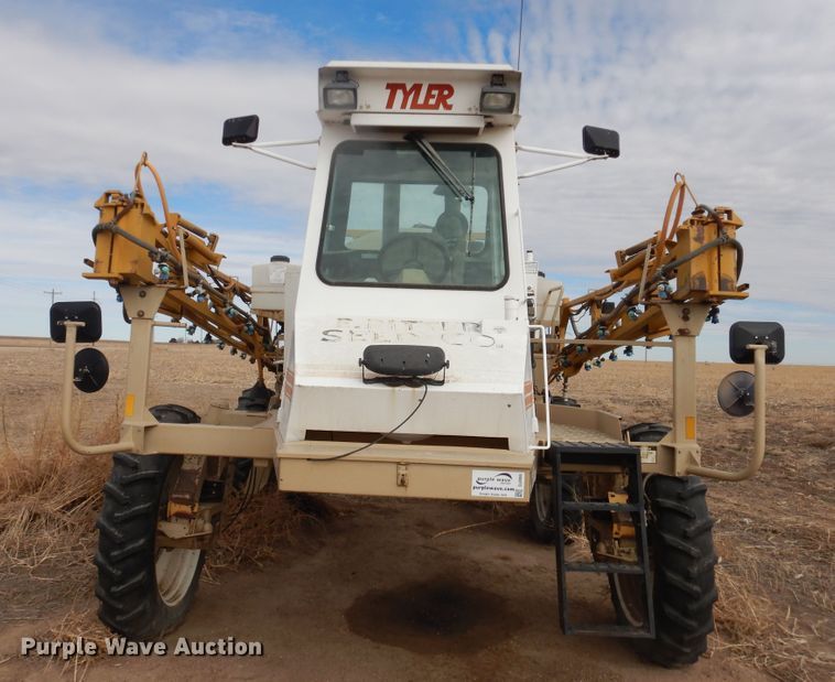 image for item DJ4955 2000 Tyler Patriot XL  sprayer