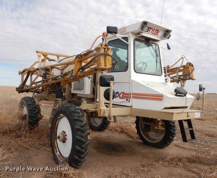 image for item DJ4955 2000 Tyler Patriot XL  sprayer