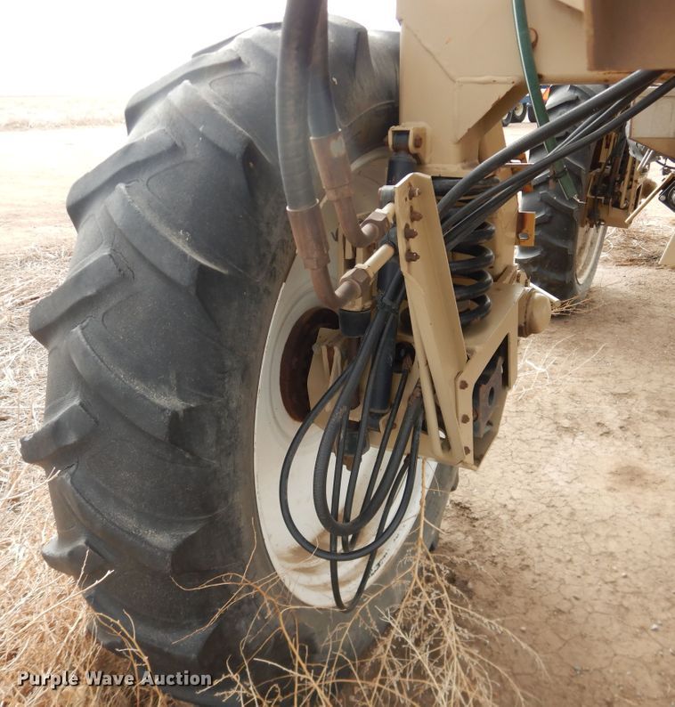 image for item DJ4955 2000 Tyler Patriot XL  sprayer