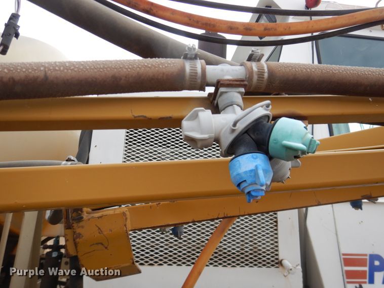 image for item DJ4955 2000 Tyler Patriot XL  sprayer