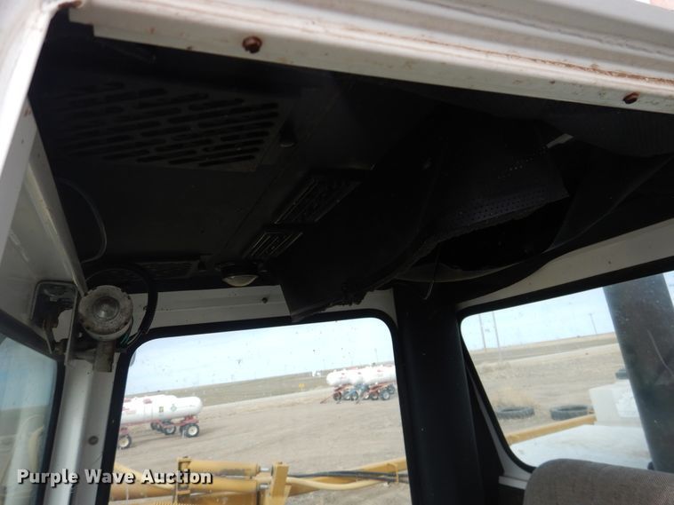 image for item DJ4955 2000 Tyler Patriot XL  sprayer