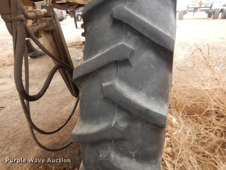 image for item DJ4955 2000 Tyler Patriot XL  sprayer