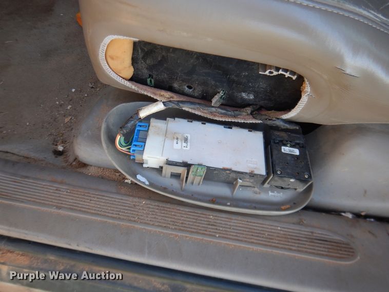 image for item DJ8249 2000 Buick Park Avenue