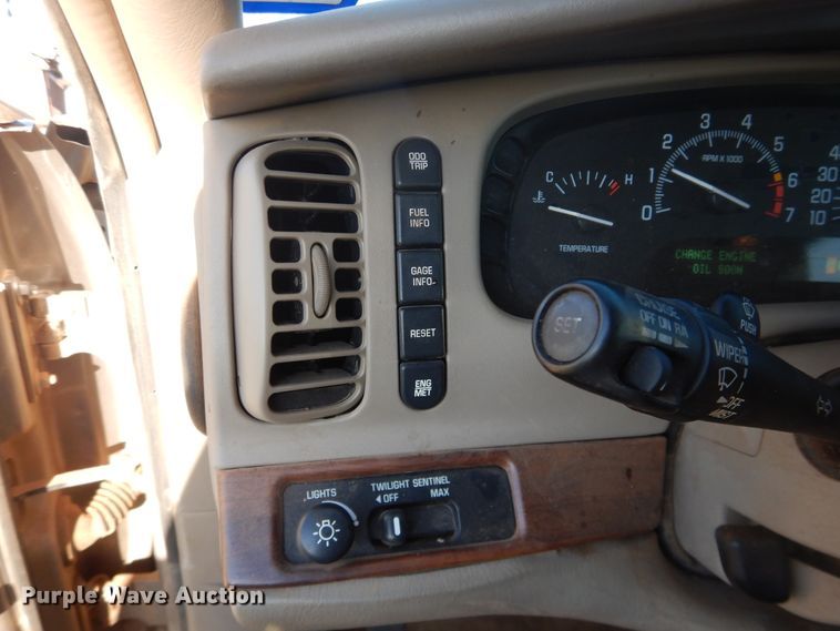 image for item DJ8249 2000 Buick Park Avenue