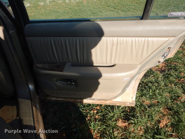 image for item DJ8249 2000 Buick Park Avenue