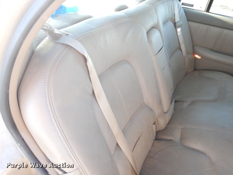 image for item DJ8249 2000 Buick Park Avenue