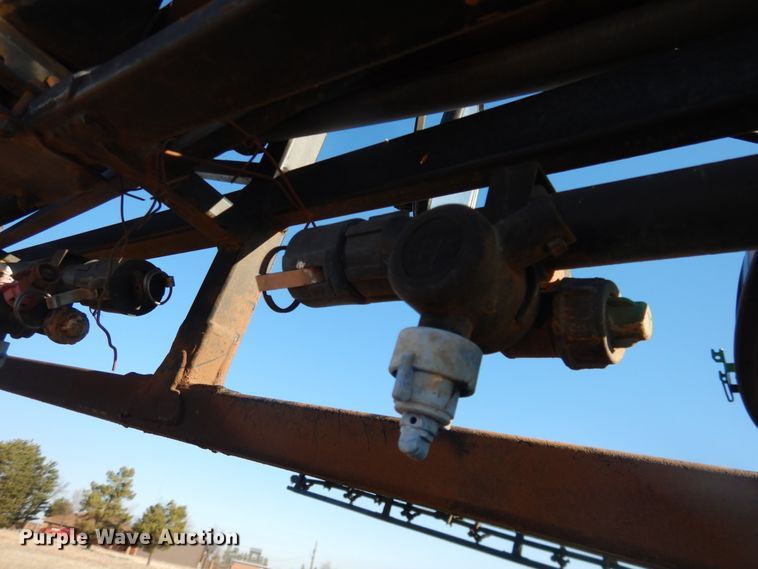 image for item DJ8250 2001 John Deere 4710  sprayer