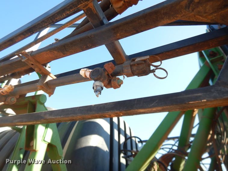 image for item DJ8250 2001 John Deere 4710  sprayer