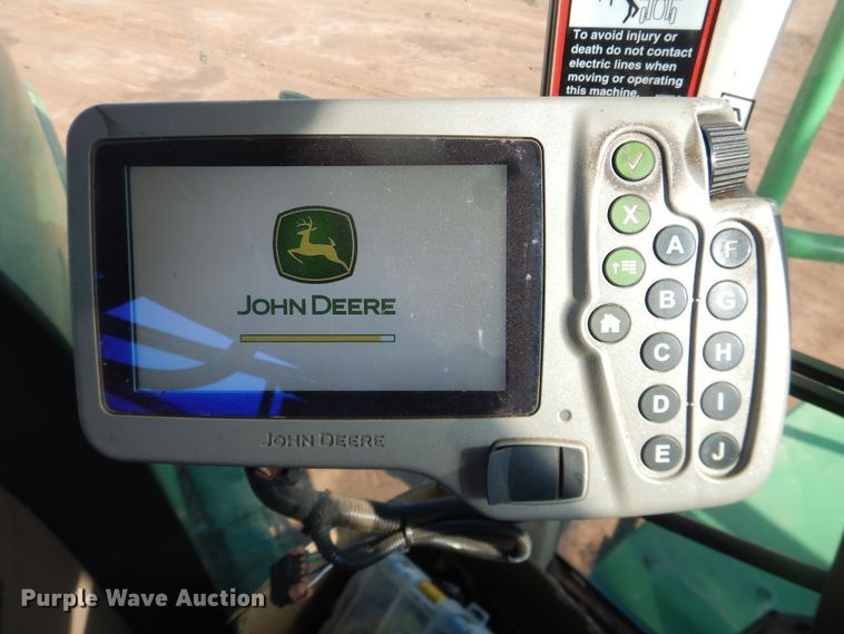 image for item DJ8250 2001 John Deere 4710  sprayer