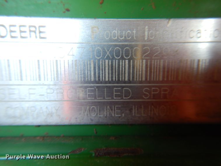 image for item DJ8250 2001 John Deere 4710  sprayer