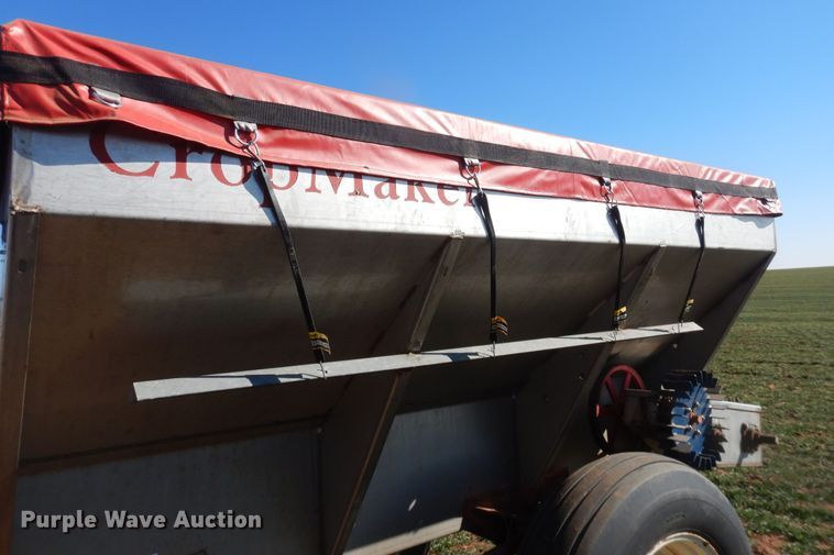 image for item DJ8252 Newton Crouch 48 Crop Maker spreader