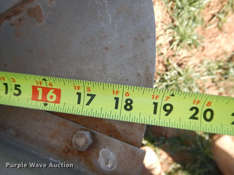 image for item DJ8253 Newton Crouch 48 Crop Maker spreader