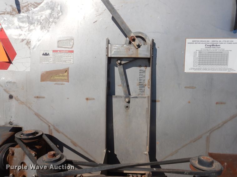 image for item DJ8253 Newton Crouch 48 Crop Maker spreader