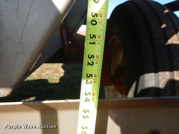 image for item DJ8253 Newton Crouch 48 Crop Maker spreader