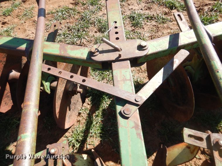 image for item DJ8256 John Deere  double off-set disk