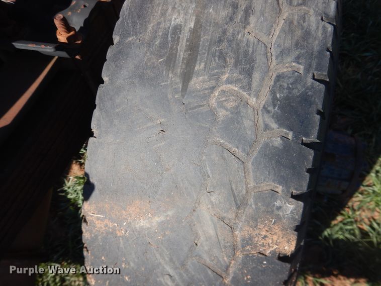 image for item DJ8257 2008 Ford F350 Super Duty  pickup truck cab and chassis