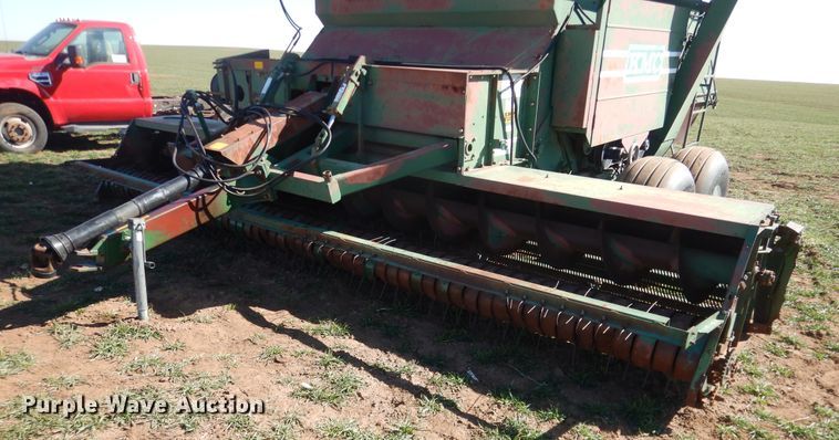 image for item DJ8258 KMC Kelly peanut combine