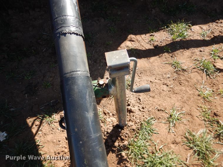 image for item DJ8258 KMC Kelly peanut combine