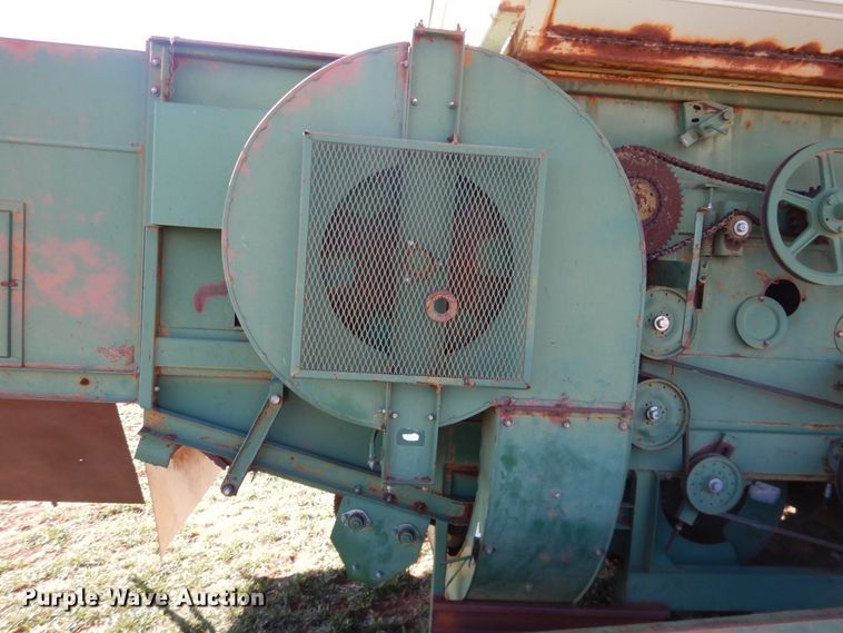 image for item DJ8258 KMC Kelly peanut combine