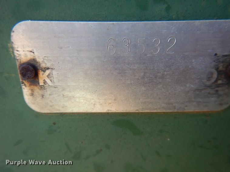 image for item DJ8258 KMC Kelly peanut combine