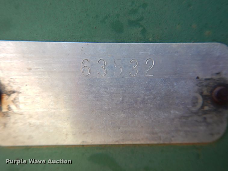 image for item DJ8258 KMC Kelly peanut combine