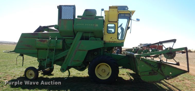 image for item DJ8259 John Deere E0095  combine