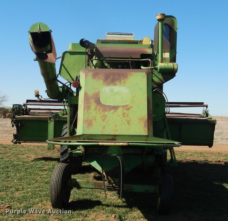 image for item DJ8259 John Deere E0095  combine