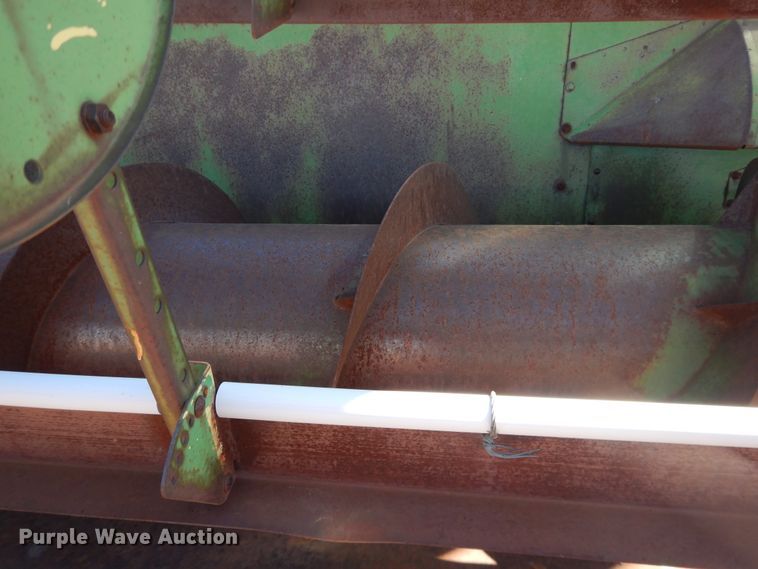 image for item DJ8259 John Deere E0095  combine