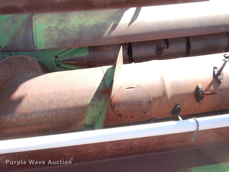 image for item DJ8259 John Deere E0095  combine