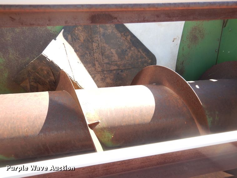 image for item DJ8259 John Deere E0095  combine