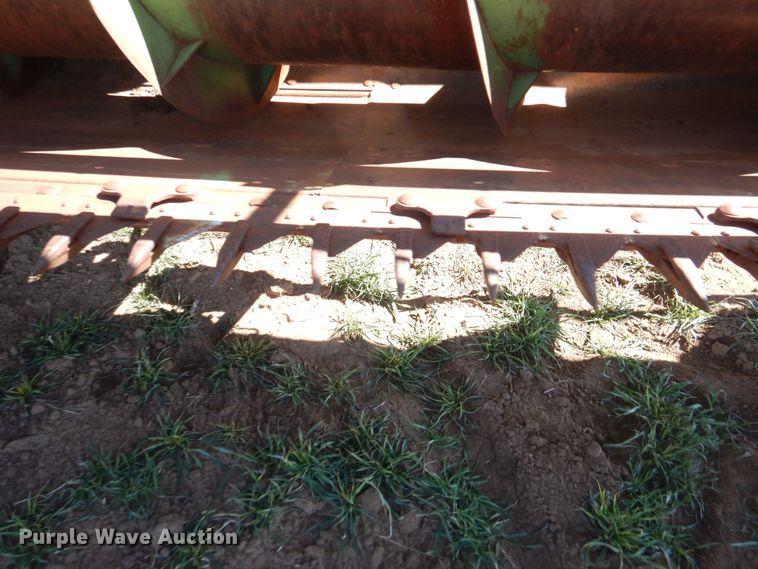 image for item DJ8259 John Deere E0095  combine