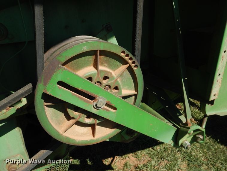 image for item DJ8259 John Deere E0095  combine