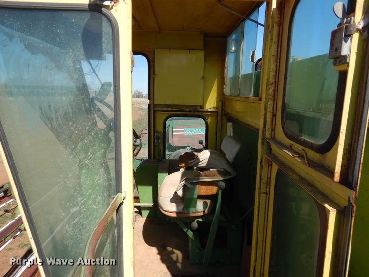 image for item DJ8259 John Deere E0095  combine