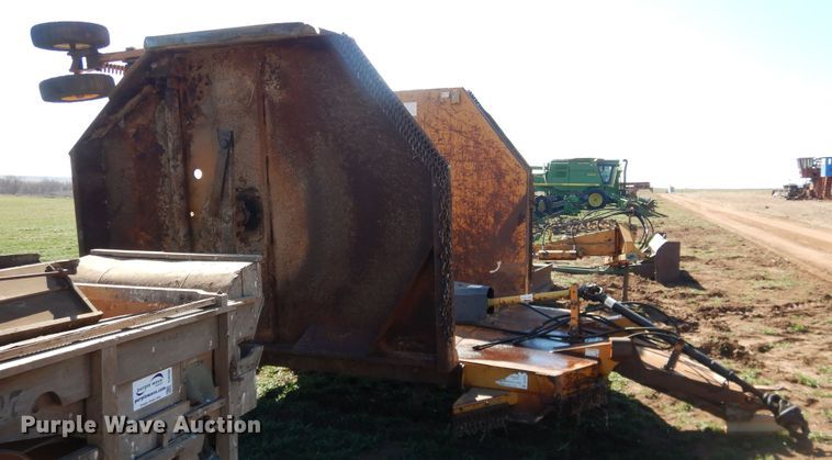 image for item DJ8261 Woods 32400 batwing rotary mower